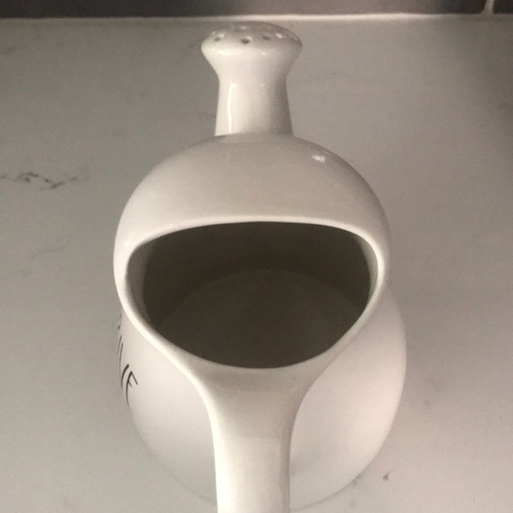 Rae Dunn Thrive watering can - Picture 3 of 5